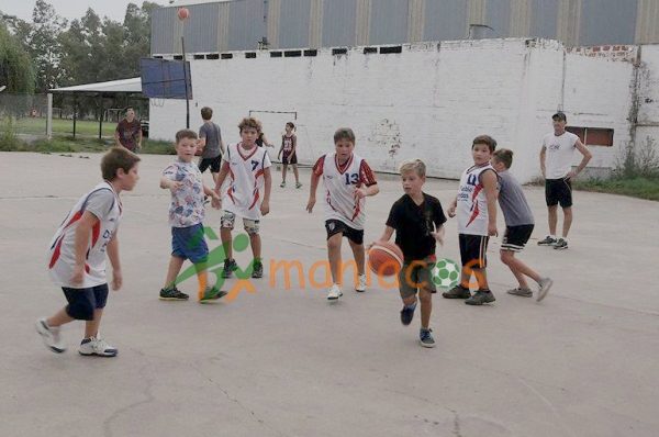 El Básquet de Estudiantil comenzó una nueva temporada y «a un paso del gran objetivo»