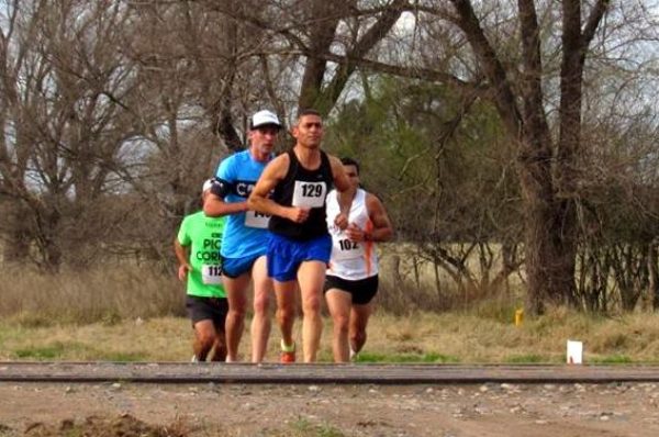ATLETISMO // Torneo Quemuense: Dos castenses con destacado rendiemiento