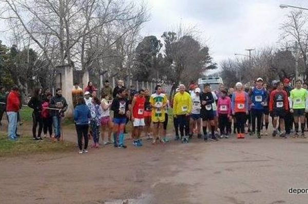 ATLETISMO // Zonal Rural en Alvear: Varios atletas castenses con importantes resultados…