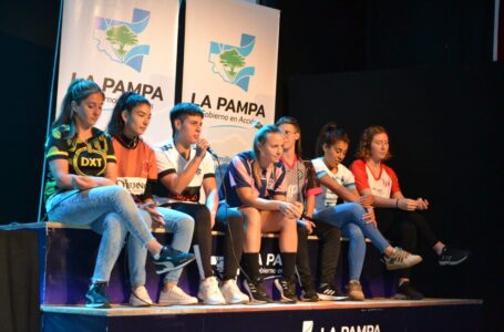 Se presentó en General Pico el Torneo Provincial de Fútbol Femenino
