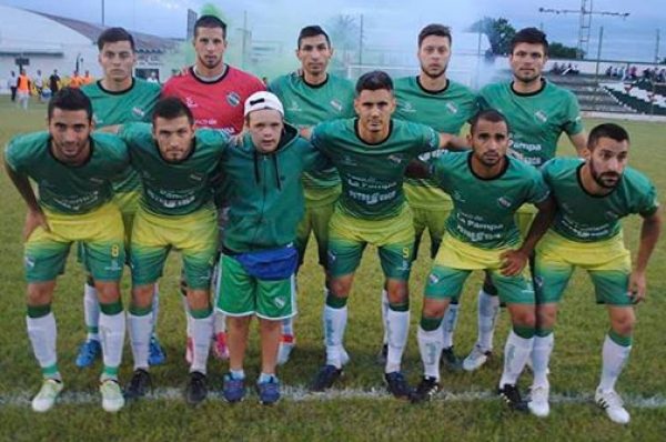 Federal A: Ferro ganó el clásico y rompió la mala racha como local