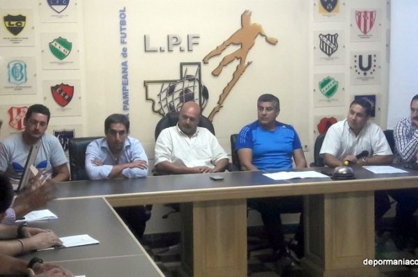 Reunión del Gobierno Provincial con clubes de la Pampeana, «regularizar situaciones legales y gestionar recursos»
