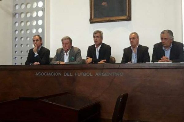 AFA, cambios en el arbitraje: Elizondo responsable de la Dirección Nacional