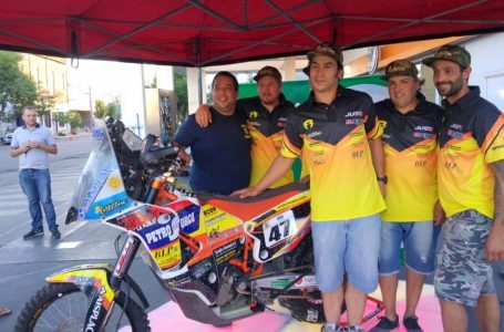 Todo listo y se viene el Dakar 2017: El pampeano Kozac presentó su Moto KTM