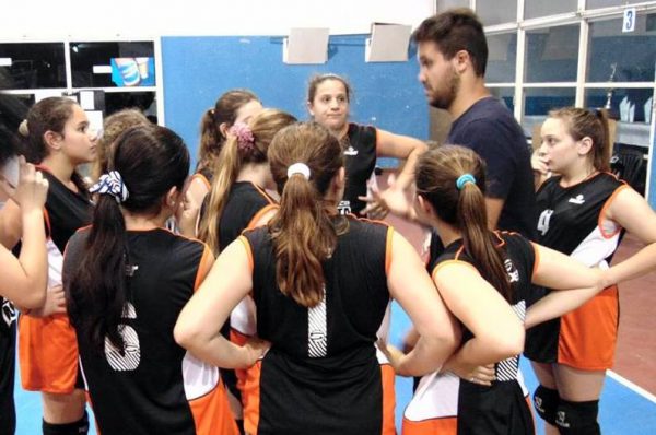 Torneo Nacional de Vóley en Córdoba: Racing en Femenino subcampeón de la Copa de Plata