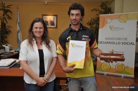 Julián Kozac reconocido por el Gobierno Provicnial