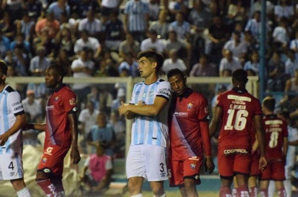 Copa Libertadores: Atlético Tucumán empató de local y ahora define en la altura