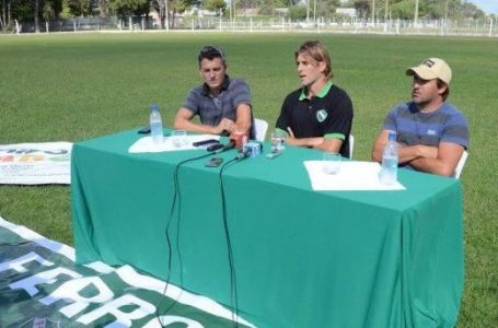 Con un acto inaugural hoy comienza el Torneo «Cebollitas» en el que participan los 2 equipos castenses