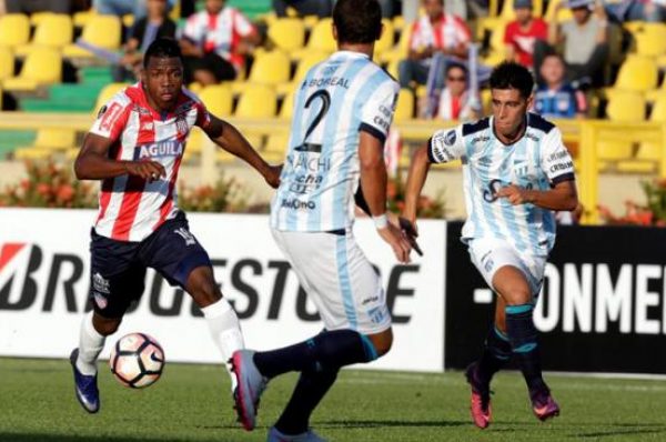 Atlético Tucumán cayó con Junior en la ida