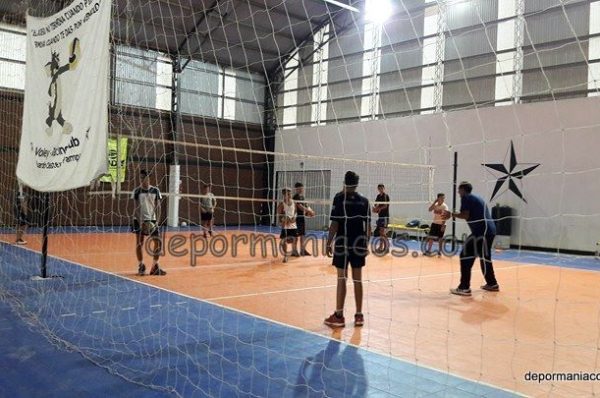 El Vóley de Racing comenzó sus actividades en este 2017: «Es un año que tenemos muchas expectativas»