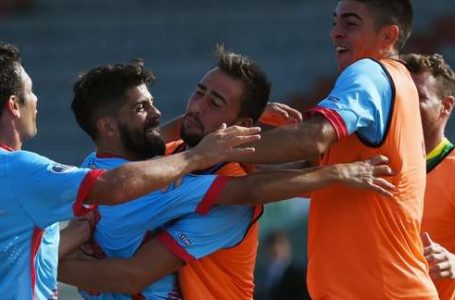 Arsenal se hizo fuerte de visitante y ganó en la ida de la Sudamericana