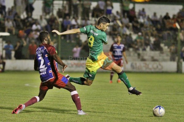 Federal A // Derrota de Ferro como local y goleada de Belgrano en Santa Rosa