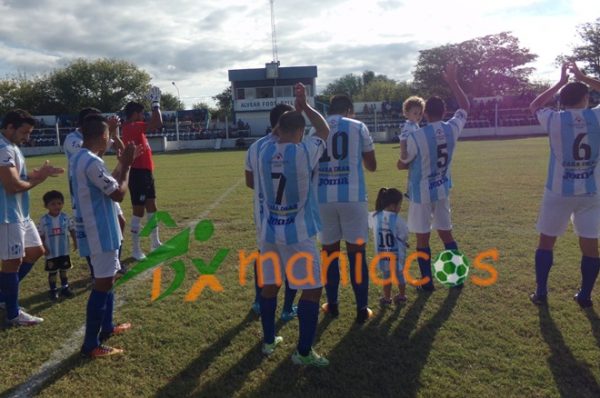 Provincial, semis: Alvear pegó primero