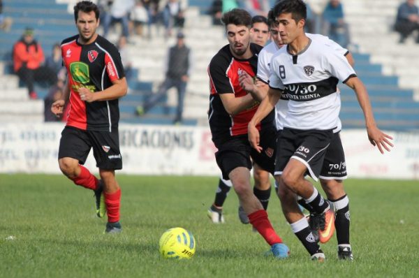 Sportivo pegó primero y quedó a 90 minutos de la consagración