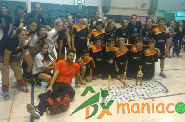 Abierto de Vóley en Santa Rosa: 2 subcampeonatos y una consagración para Racing de Castex