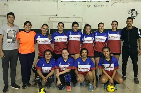 HANDBALL // Cierre favorable para Estudiantil