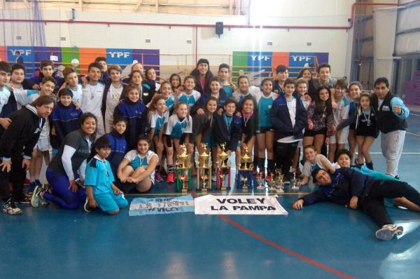 Norpatagónico de VÓLEY: Con castenses en cancha, gran desempeño de la Selección Pampeana