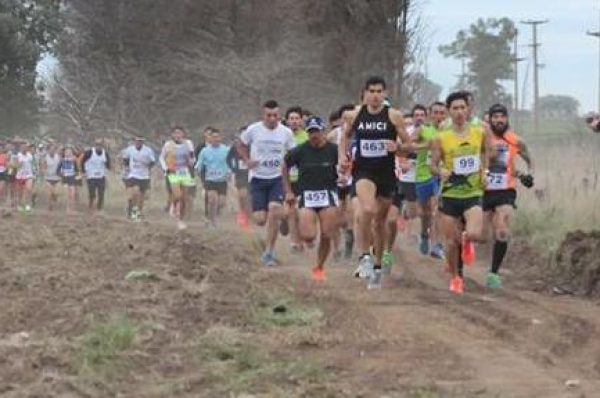 ATLETISMO // Castenses en el Regional de Fondo y Corre-caminata en Santa Rosa