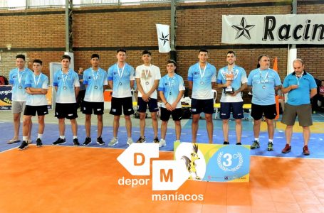 Con el bronce en el pecho