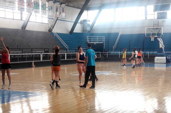 Confirmaron el equipo femenino de basquet de la Araucanía