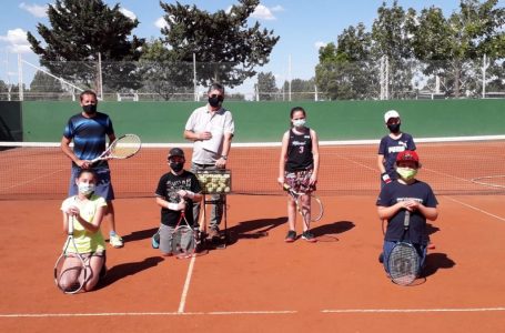 Subsidio para la Escuela de Tenis de Racing Club
