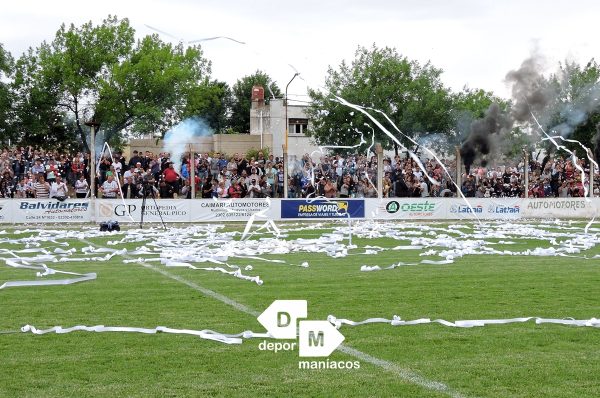 Hasta 400 personas en los estadios