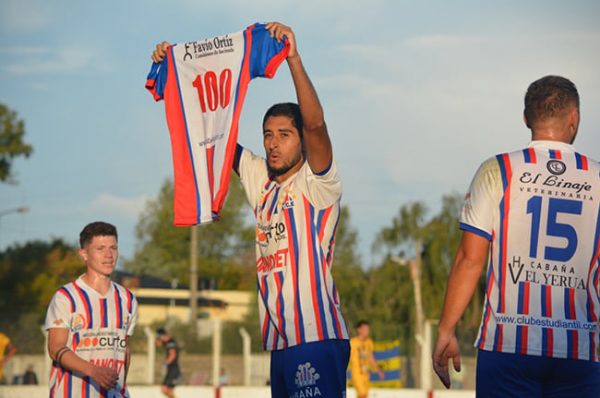 Jordan Cornara convirtió el 100 en Estudiantil