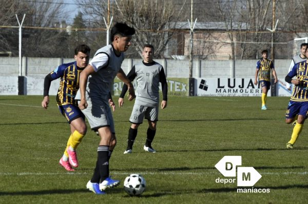 Racing derrotó a All Boys de Santa Rosa