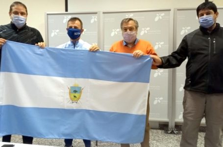 Reconocen a deportistas pampeanos que compiten en Tokio 2020