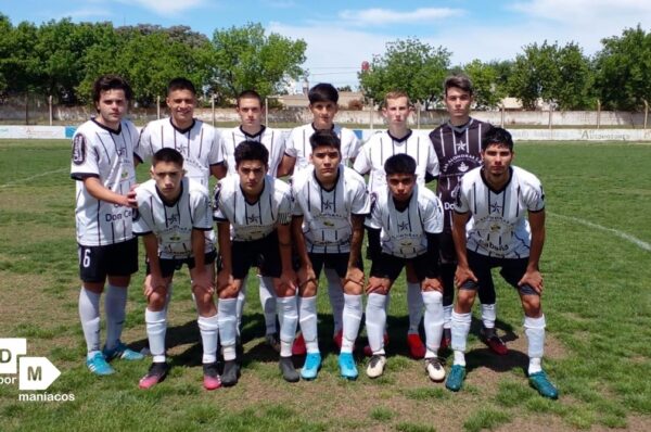 Preliminar: Racing perdió ante Independiente