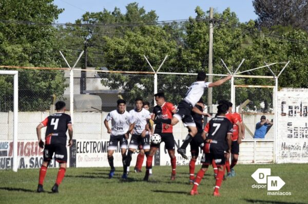 Primera: Los equipos castenses pasaron a cuartos de final