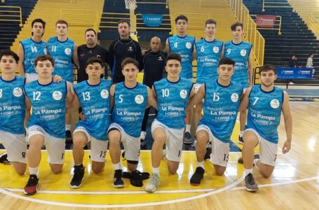 Araucanía 2021: coordinador de selecciones juveniles observa jugadores en Puerto Madryn