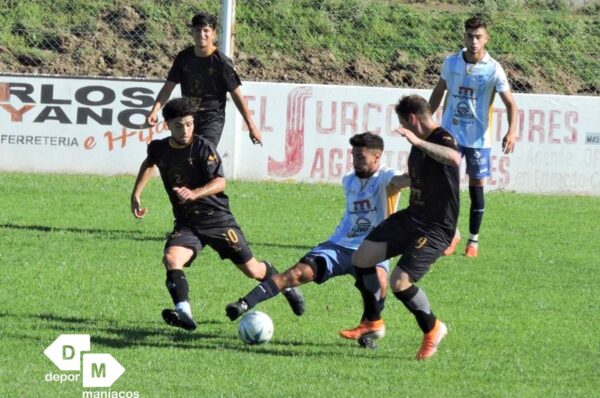 Federal Amateur: Racing Club no pudo de local ante Alvear FBC y perdió el invicto