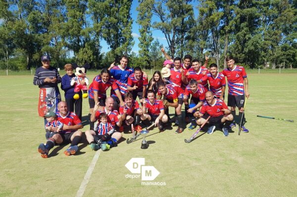 Estudiantil es Campeón en Hockey Masculino