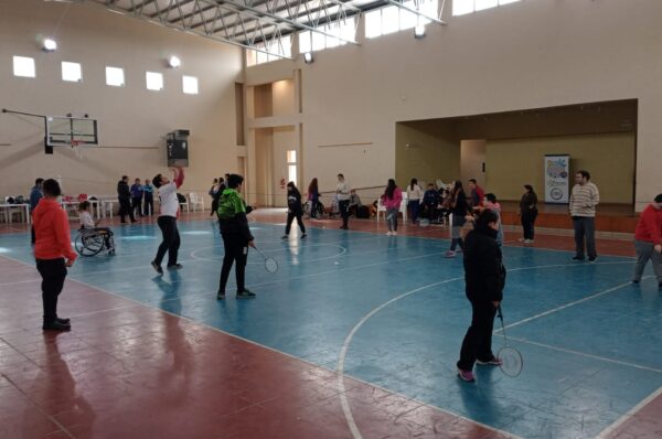 Deporte Adaptado: natación y bádminton en Ingeniero Luiggi