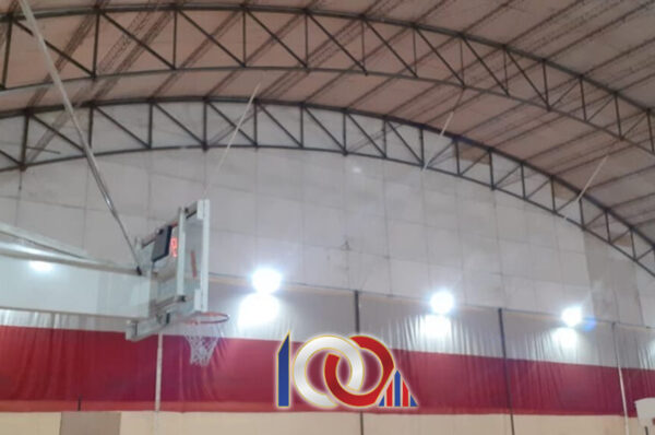 El Bohemio sigue creciendo: instalaron la iluminación led de la cancha de Básquet
