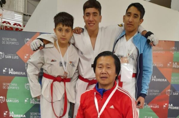 Taekwondo: pampeanos vuelven con medallas desde San Luis