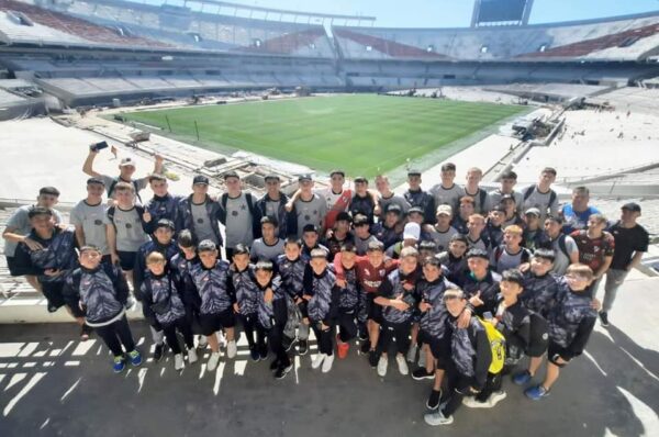 Las inferiores de Racing viajaron a la CABA para disputar amistosos