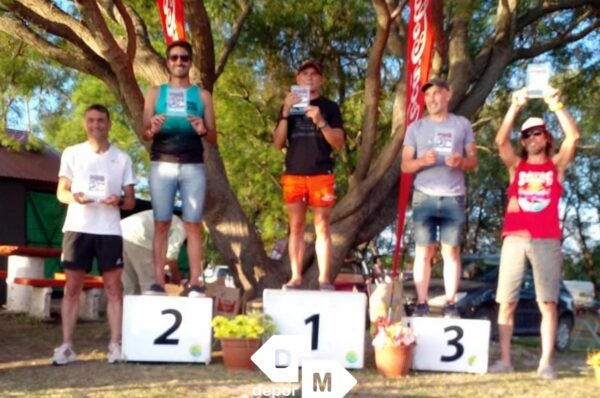 Castenses participaron en el Triatlón de Púan