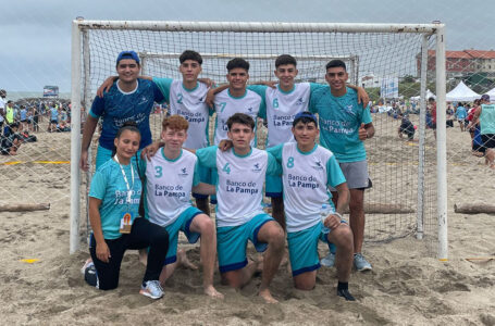 Victorias del handball, vóley y fútbol en Chapadmalal