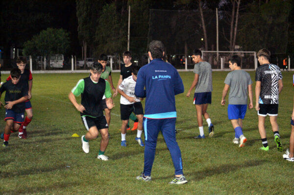 Araucanía: comenzó en Pico el proceso del fútbol masculino