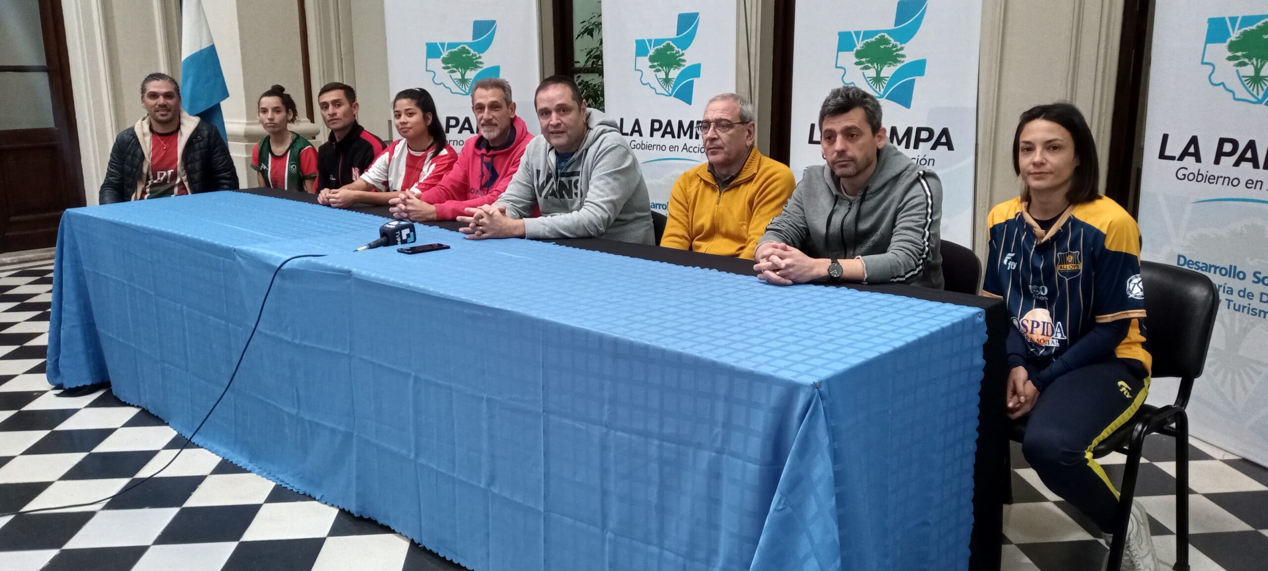 Fútbol femenino: las pampeanas se presentan en la Copa Federal