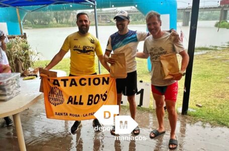 Castenses se subieron al podio en la Maratón Acuática y Triatlón
