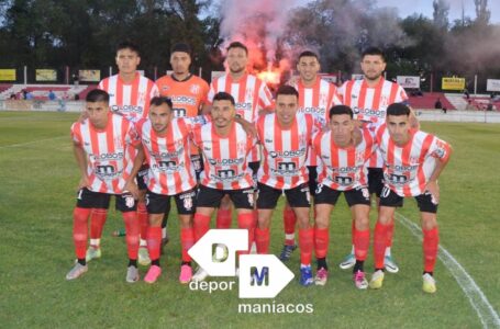 En un partido polémico, Costa venció a Racing y pasó