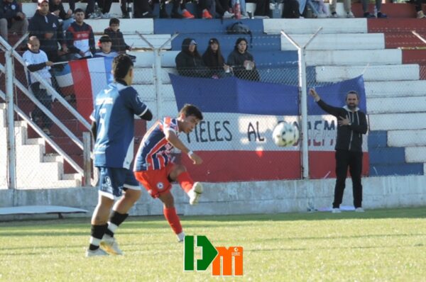 Otro que se sube a la punta del Clausura en la Pampeana