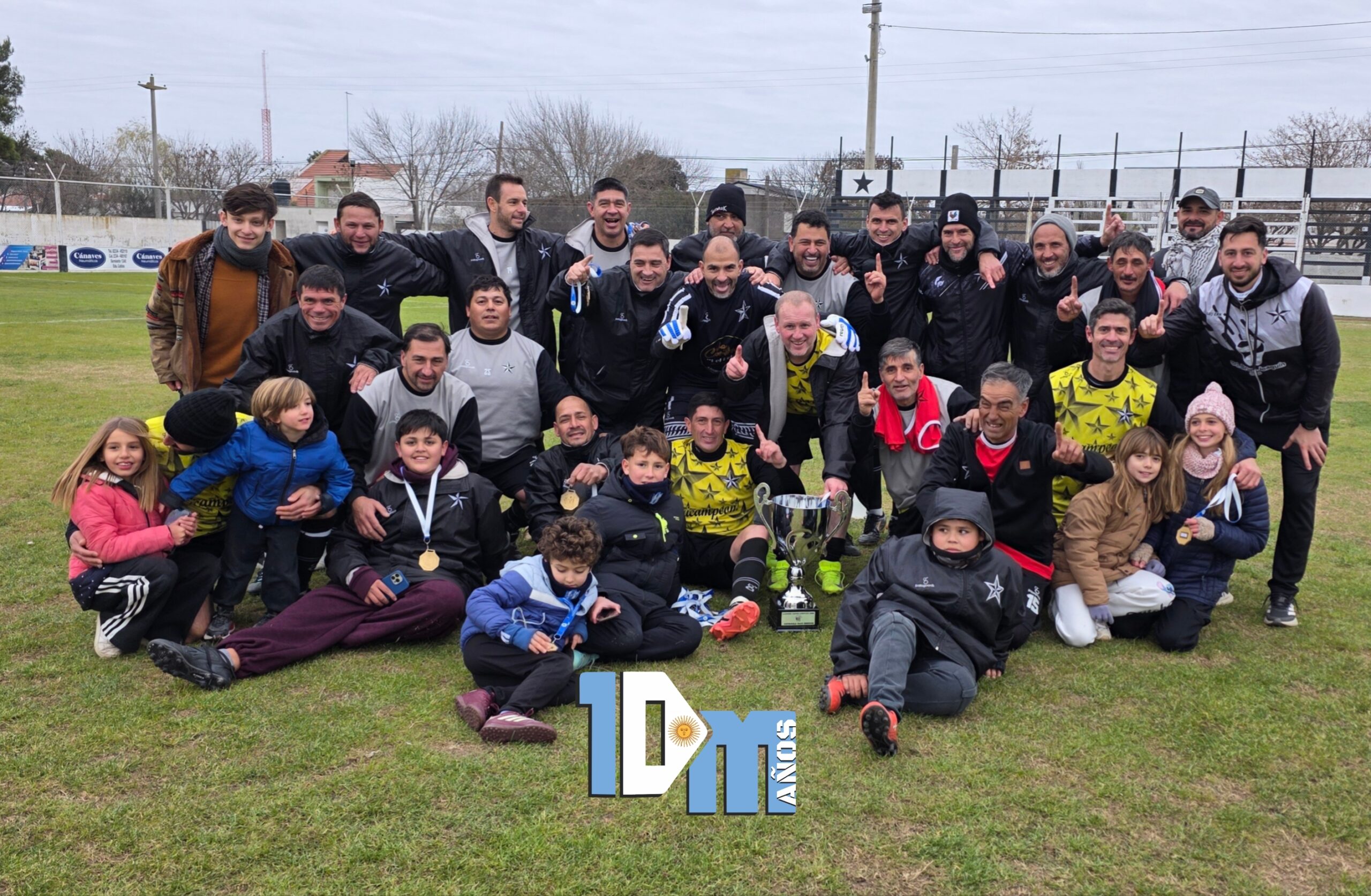 Racing campeón del Fútbol de Veteranos